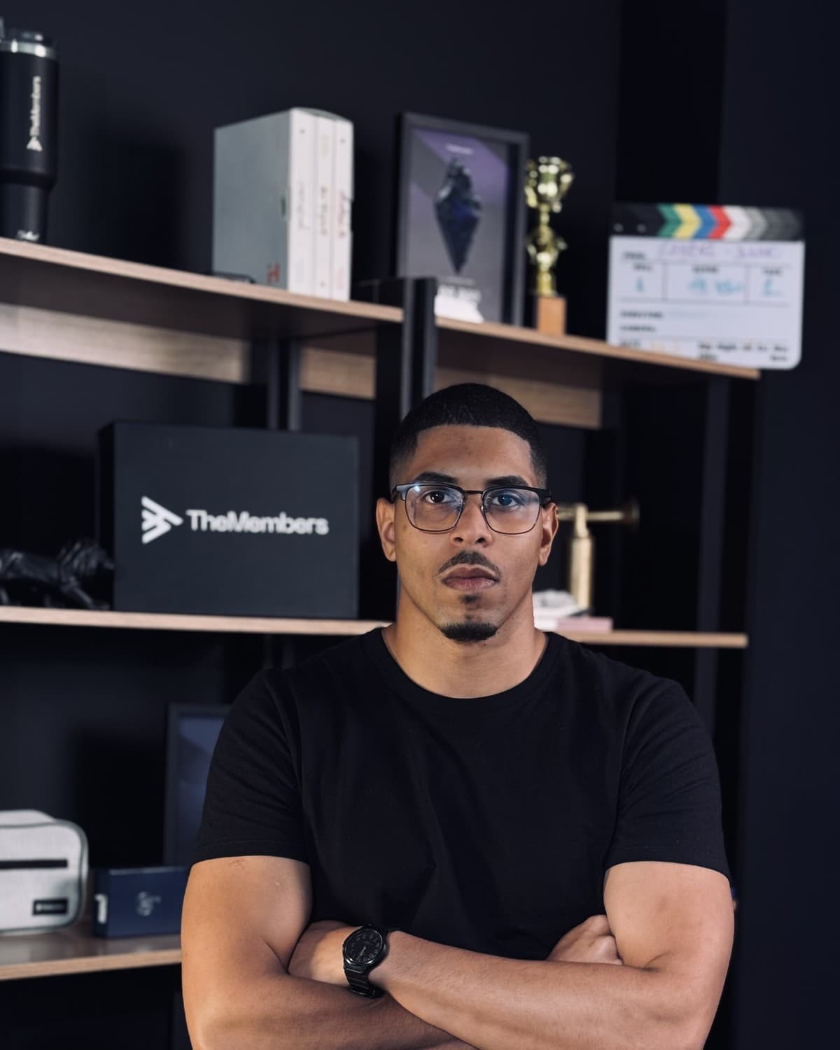 Álvaro Vitor, Fundador